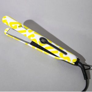 Mane Squeeze™ 
1" Titanium & Ceramic Flat Iron